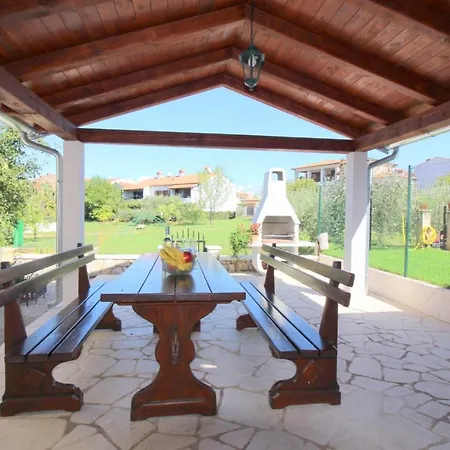 アパート In - Istrien 9918